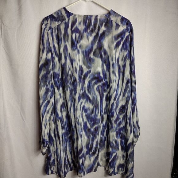 Chico's tunic  - Picture 2 of 5